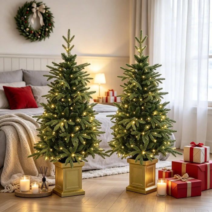 Varmegleden Juletrær i gullpotte, 2 stk 122 cm med batteri og lys